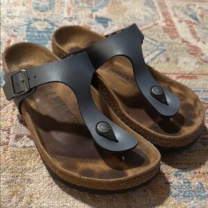Birkenstock Iced-Pearl Oynx Gizeh Sandals